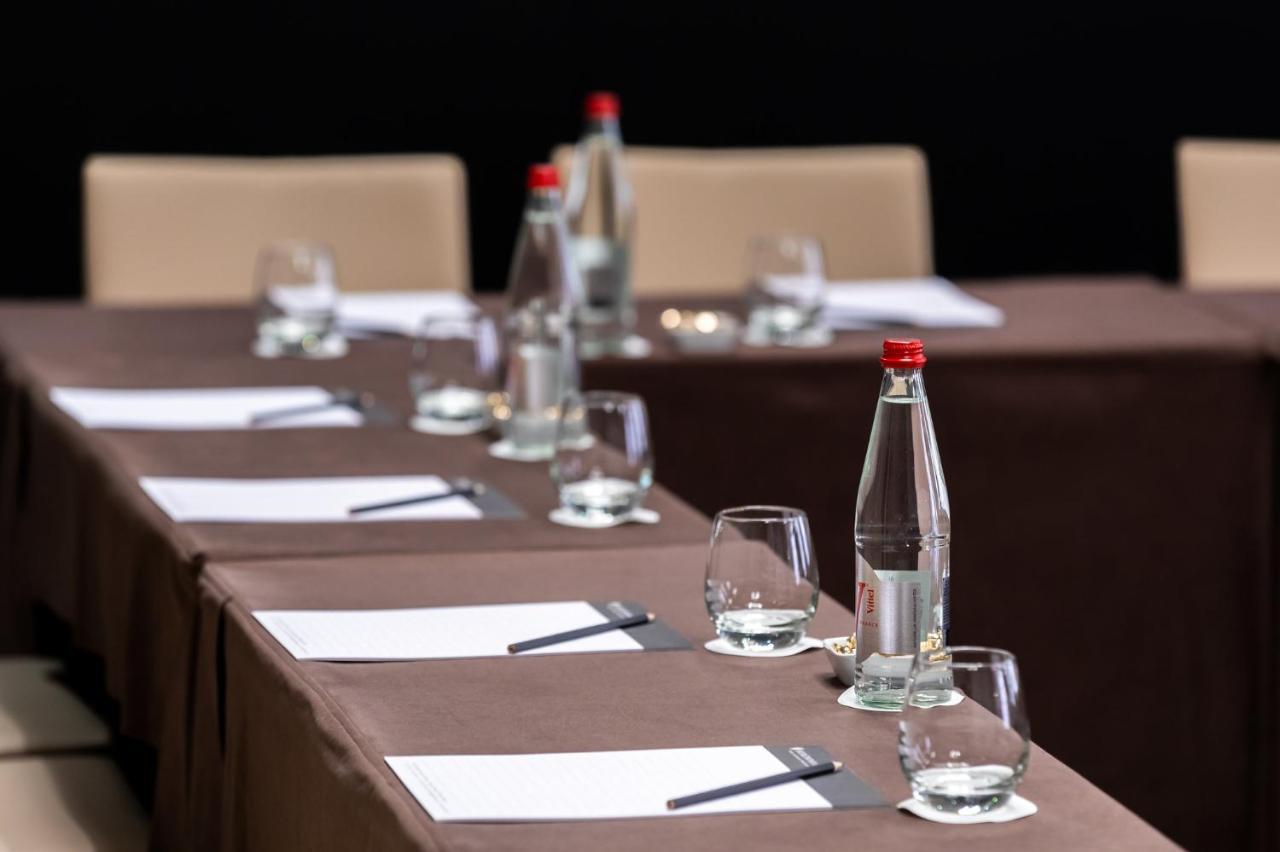 Intercontinental Paris Champs Elysees Etoile By Ihg Exterior photo